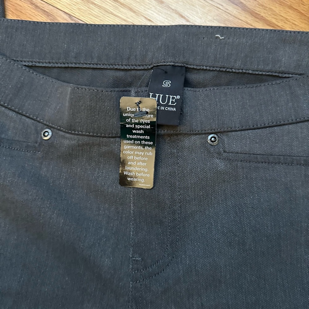 HUE Charcoal Denim Leggings,  New